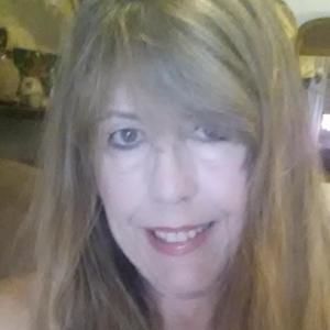 Meet your Posher, Connie